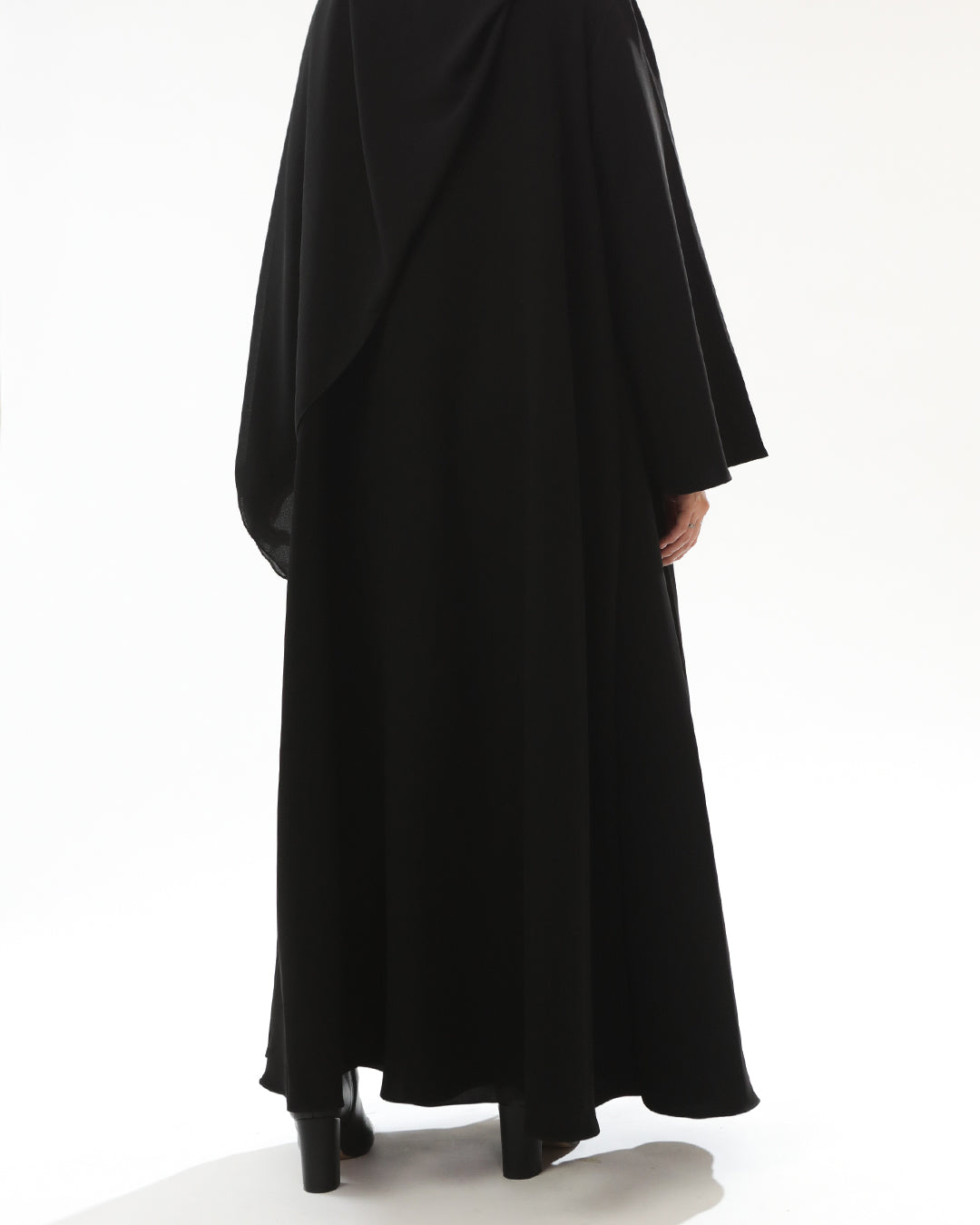 Avariella Abaya