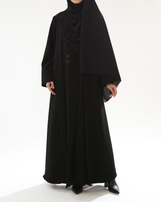 Avariella Abaya